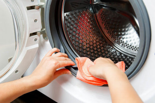 Vệ sinh máy giặt giúp tăng hiệu suất hoạt động
